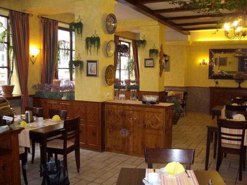 City Hotel Kaiserhof Offenbach am Main Restaurant photo