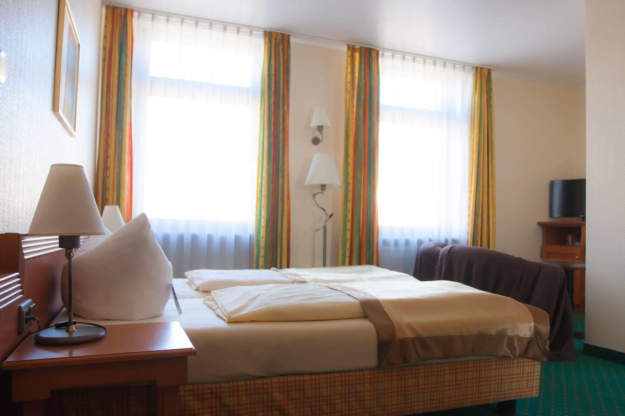 City Hotel Kaiserhof Offenbach am Main Exterior photo